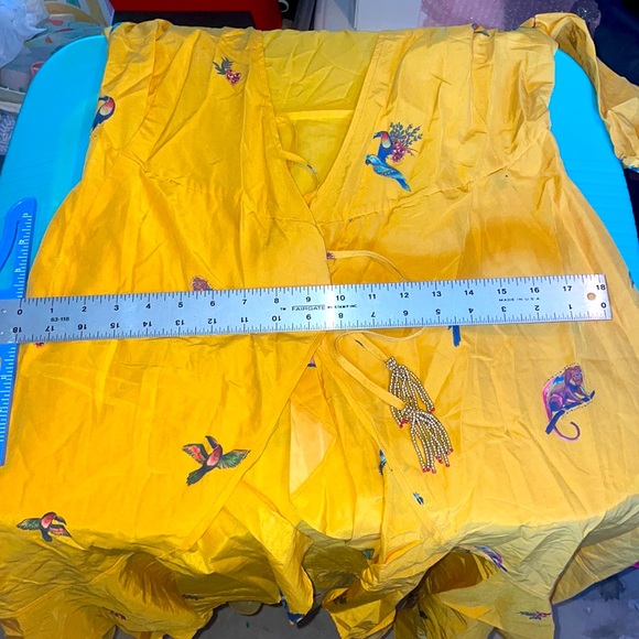 Farm Rio Jungle Tucanos wrap dress yellow puff NWT XS - Picture 12 of 13